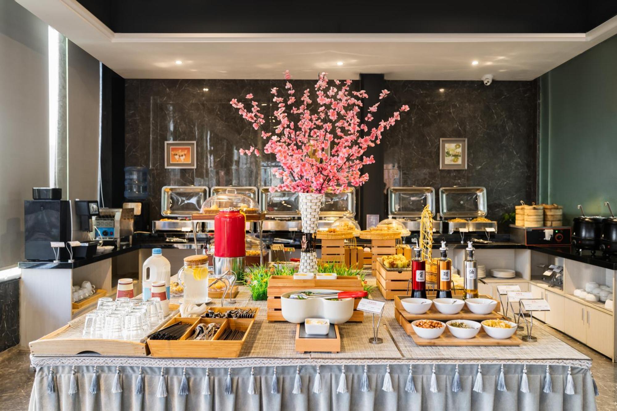 Paco Hotel Shuiyin Road Guangzhou-Free Bus Canton Fair Εξωτερικό φωτογραφία